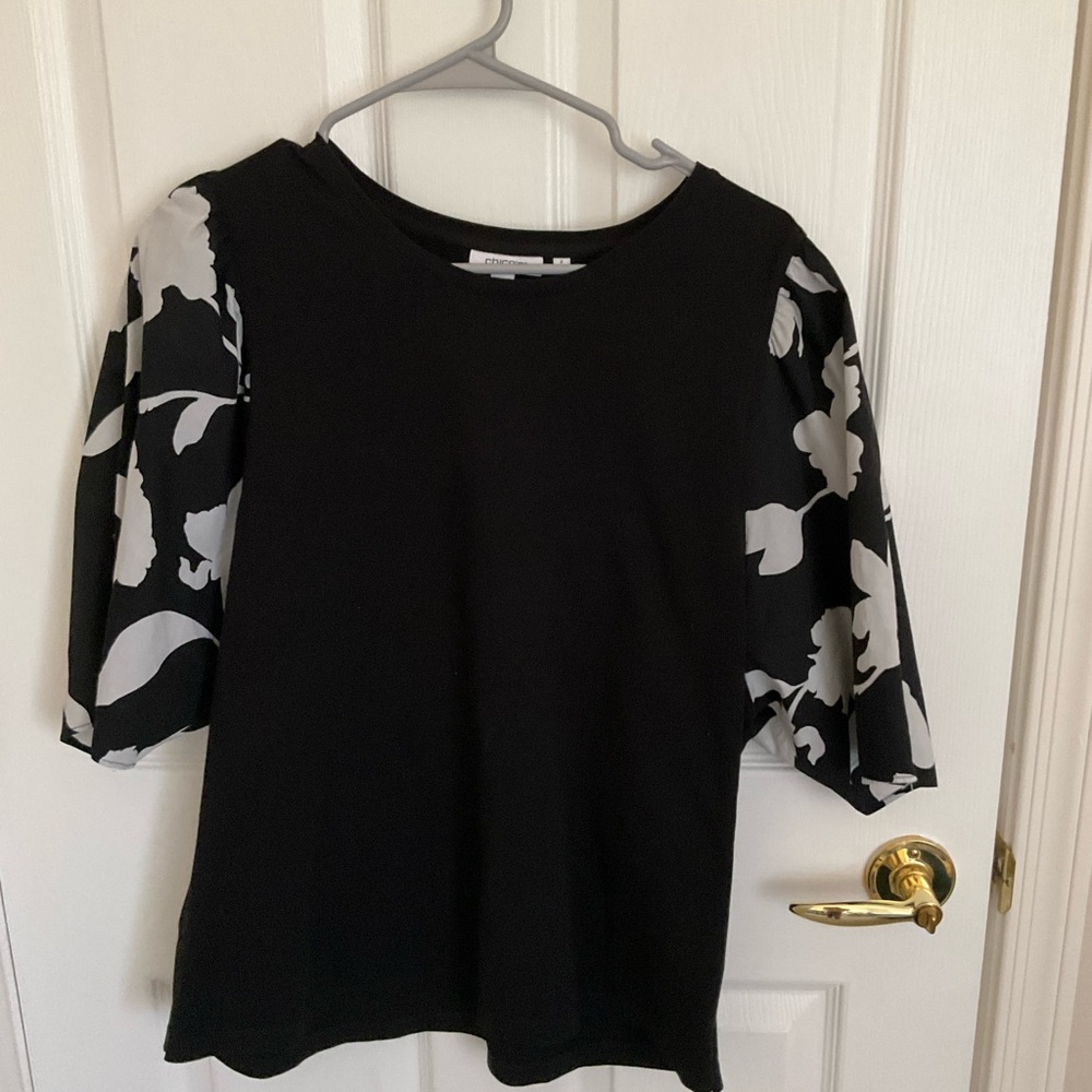 Cute top from Chicos black and white